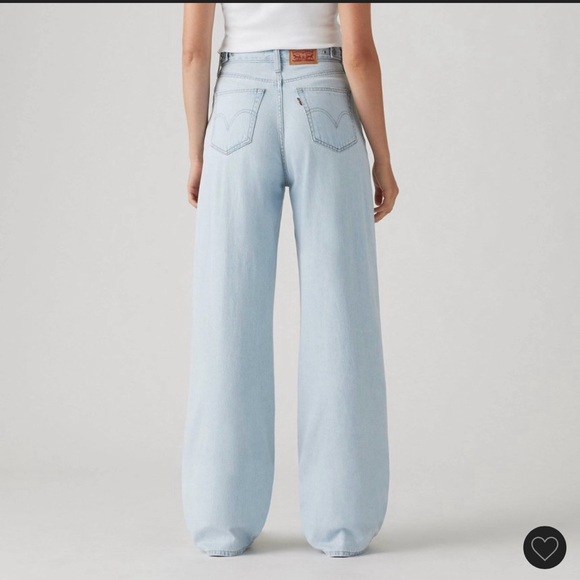 Levi's Denim - Levi's Women's baggy Jeans with tabs at waist